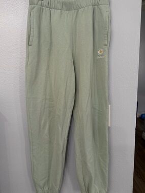 Hollister women's mint green jogger sweatpants Size S